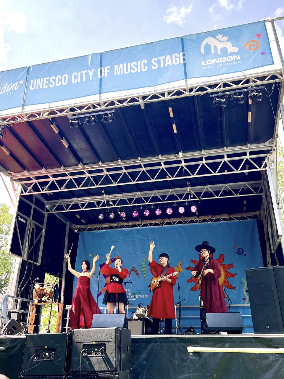 고니아 SUNFEST 공연