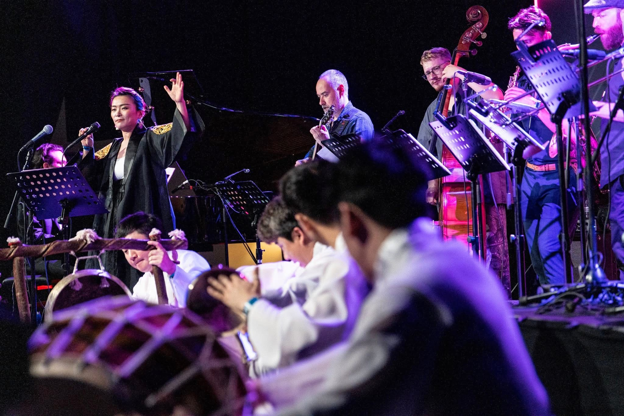 사물놀이 느닷컴퍼니 & 전송이